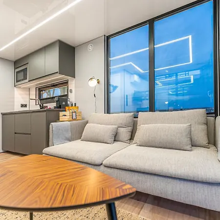 The Homeboat Company Sant'elmo-cagliari ספינת מלון