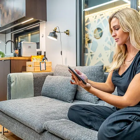 The Homeboat Company Sant'elmo-cagliari ספינת מלון קליארי