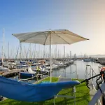 The Homeboat Company Sant'elmo-cagliari Úszó hotel *