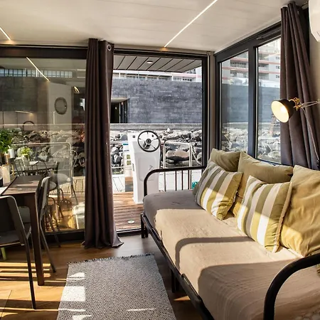 The Homeboat Company Sant'elmo-cagliari Ботель *