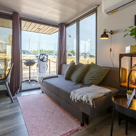 Botel The Homeboat Company Sant'elmo-cagliari *