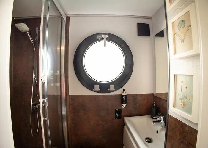 Ботель The Homeboat Company Sant'elmo-cagliari *