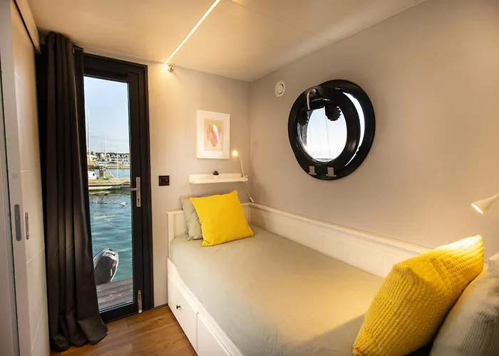 The Homeboat Company Sant'elmo-cagliari Ботель *