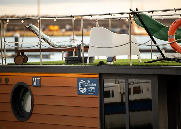 The Homeboat Company Sant'elmo-cagliari Ботель Кальяри