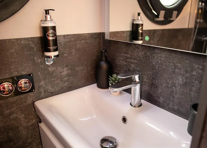 The Homeboat Company Sant'elmo-cagliari *