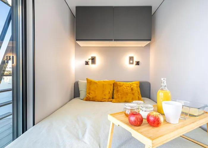 Ботель The Homeboat Company Sant'elmo-cagliari Кальяри